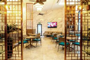 The Gloria Serviced Apartment by Silk Path