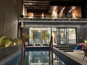 Ganga Euphoria - A Luxury Villa on the Ganges
