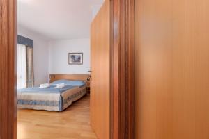 Studio with kitchen and terrace for two people