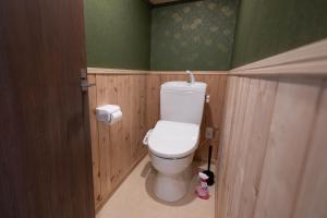 和居 宮羽 大阪の中心地にある伝統と現代が融合した和風一軒家貸切住居