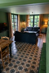 Hotels Les Pins de Cesar - La campagne d'Etretat : Maison 3 Chambres - Le Chalet