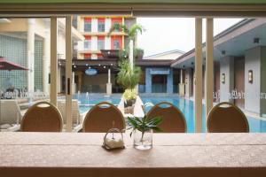 Villa Caceres Hotel