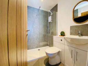 uSnooz I Free parking, 5 bedrooms, quiet location