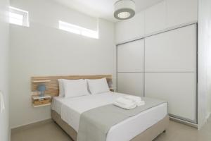 Irmas Apartments in Pilos
