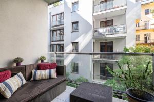 Home of Serenity - 2 BDR, free parking and terrace