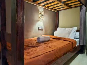 Tude Hostel Ubud - Bringkit