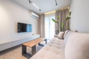 Stylish And Cozy Home