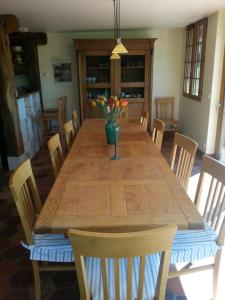 Maisons de vacances Superb barn conversion in the golden triangle Pont l-Eveque-Honfleur-Deauville : photos des chambres