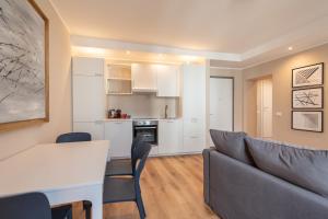 Arnaldo Cozy Home Stay Central with Piazza View