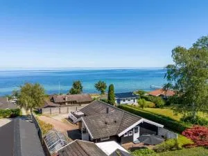 Holiday Home Heidine - 50m from the sea by Interhome - Valløby