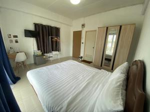 Grand Bangsaen Hotel