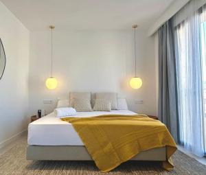 Pozos Dulces 4A by Pineapple Homes