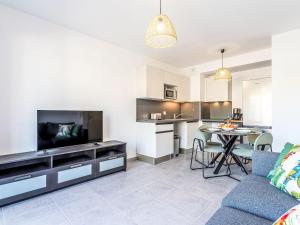 Apartment Eden Golfe-1 by Interhome