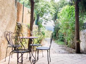 Holiday Home Maison de Village Les Ormeaux by Interhome