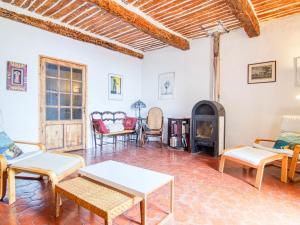 Holiday Home Maison de Village Les Ormeaux by Interhome