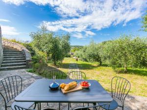 Holiday Home Cerretino Oliveto by Interhome