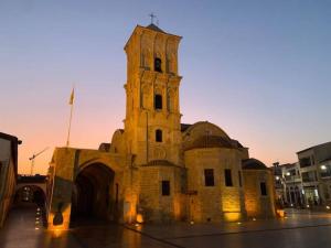 AirBnSea City Centre Side Sea view Apartments