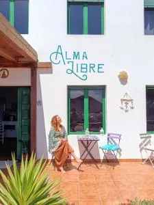 Alma Libre Bed and Breakfast - Guatiza