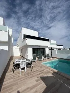 Casa Blanca y Negra - Los Lorcas