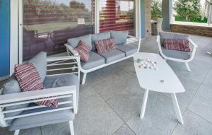 Gorgeous Home In Montalto Di Castro