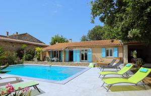 Stunning Home In La Baume-De-Transit