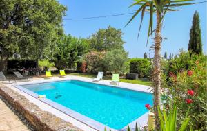 Maisons de vacances Stunning Home In La Baume-De-Transit : photos des chambres