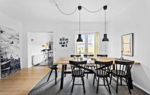 Stunning Home In Rudkøbing With Wifi