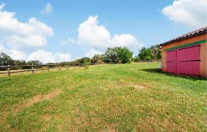 4 Bedroom Pet Friendly Home In Carlucet