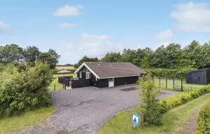 3 Bedroom Lovely Home In Otterup - Hasmark