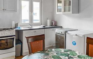 Amazing Home In Postomino With Wifi