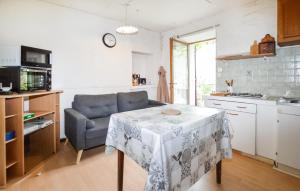 Appartements Nice Apartment In Sant Andrea Di Bozio : photos des chambres