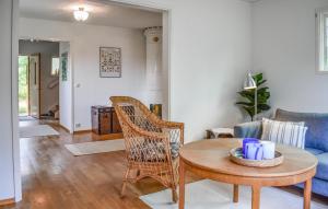 2 Bedroom Awesome Home In Växjö