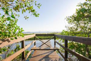 Apto Pé na Areia com Piscina N1298