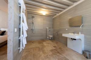 Hotels Hotel de la Poste a Avallon, Bourgogne : photos des chambres