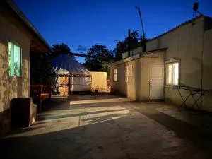 Guest house "Chaika" - Ak-Terek