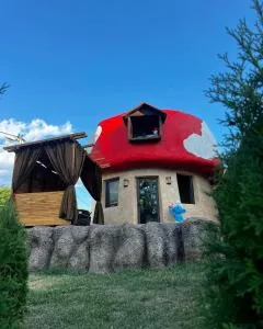 Приказната къщичка на Смърфовете - Ussoika