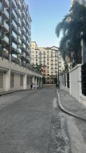 ONE PALM TREE VILLAS-Hyuna Place, Acros NAIA T3