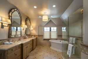 Exclusive Trail Creek Residence In Ketchum