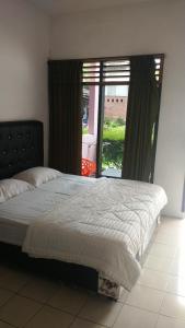 Bernards Guest Houses