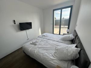 House 70 with 8 bedrooms lechaffardcom