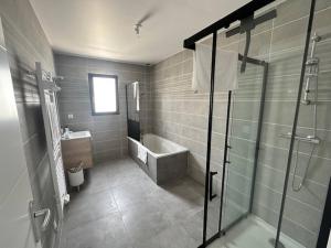 Appartements House 60 with 3 bedrooms lechaffardcom : Appartement
