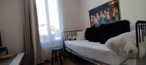 Sejours chez l'habitant PARIS AUTHENTIC HOUSE Metro 14 Station Hopital Bicetre, RER B Gentilly : photos des chambres