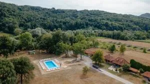 Complex Cabanele Florilor - Vadu Crişului