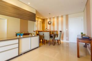 Apto Vista Mar, 150m da Beiramar Continental P1386