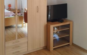 Cozy Apartment In Sibenik With Wifi