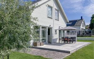 Cozy Home In Kungsbacka