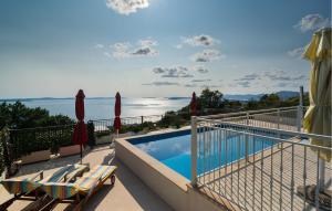 2 Bedroom Stunning Home In Podstrana 