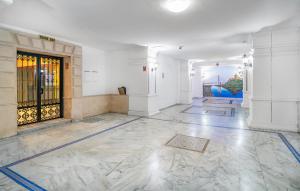Awesome Apartment In Fuengirola