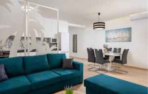 Cozy Apartment In Podstrana With Wifi