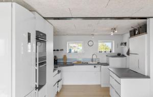 Cozy Home In Øster Assels With Wifi